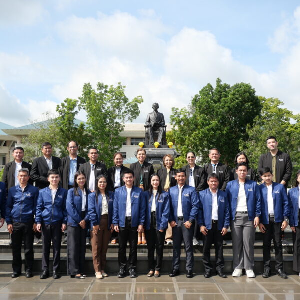 โครงการสิงห์ศรีตรังน้อมวันทาบูชาครู และมอบตัวเป็นลูกพระบิดา